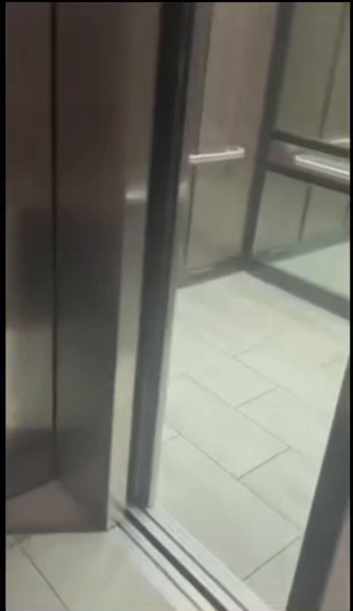 me nd my cousin got drunk at a block party ended up getting a hotel nd she started twerking naked threw da whole hotel like i wouldn’t fuck her inna hallway #blackinsect #black #cousin #thotbops #bbc