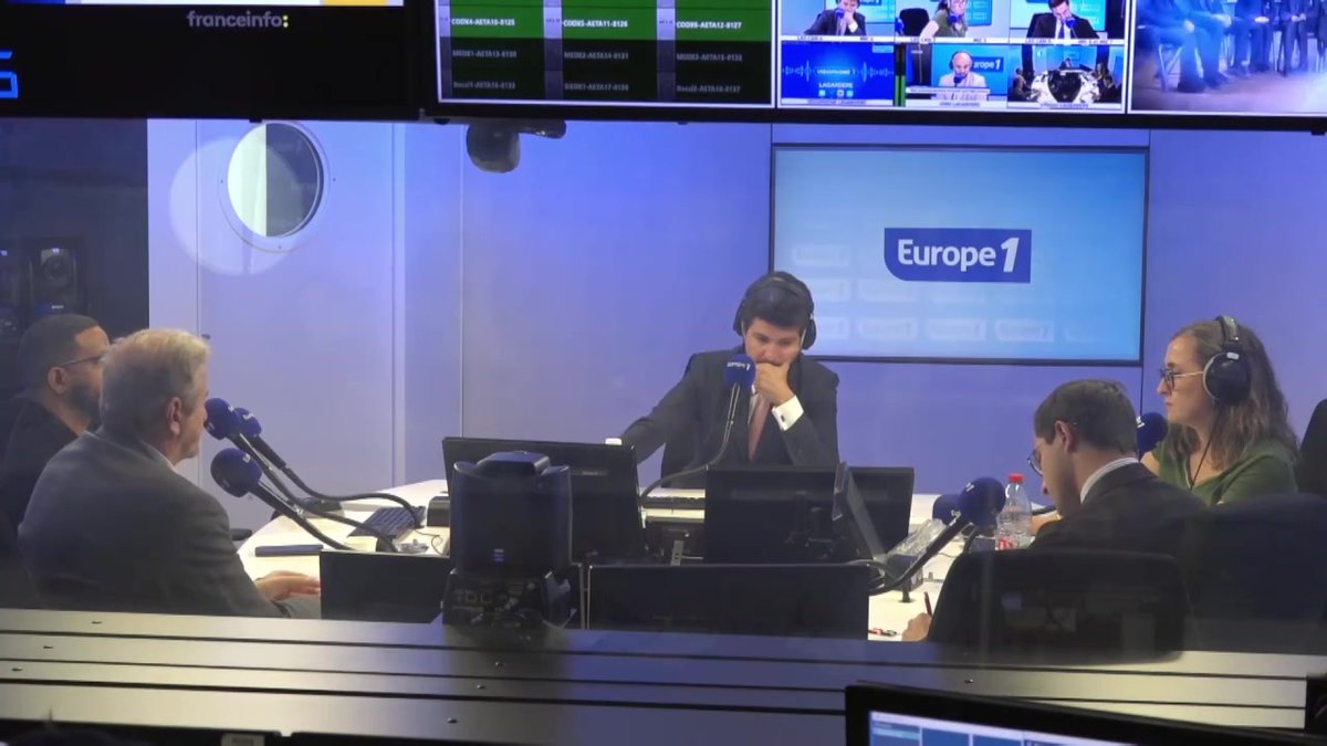 🚨 ALERTE INFO 🚨 Philippe de Villiers annonce qu’il reprendra « Face à Philippe de Villiers » le 5 septembre prochain à cause de « la gravité de la situation ».