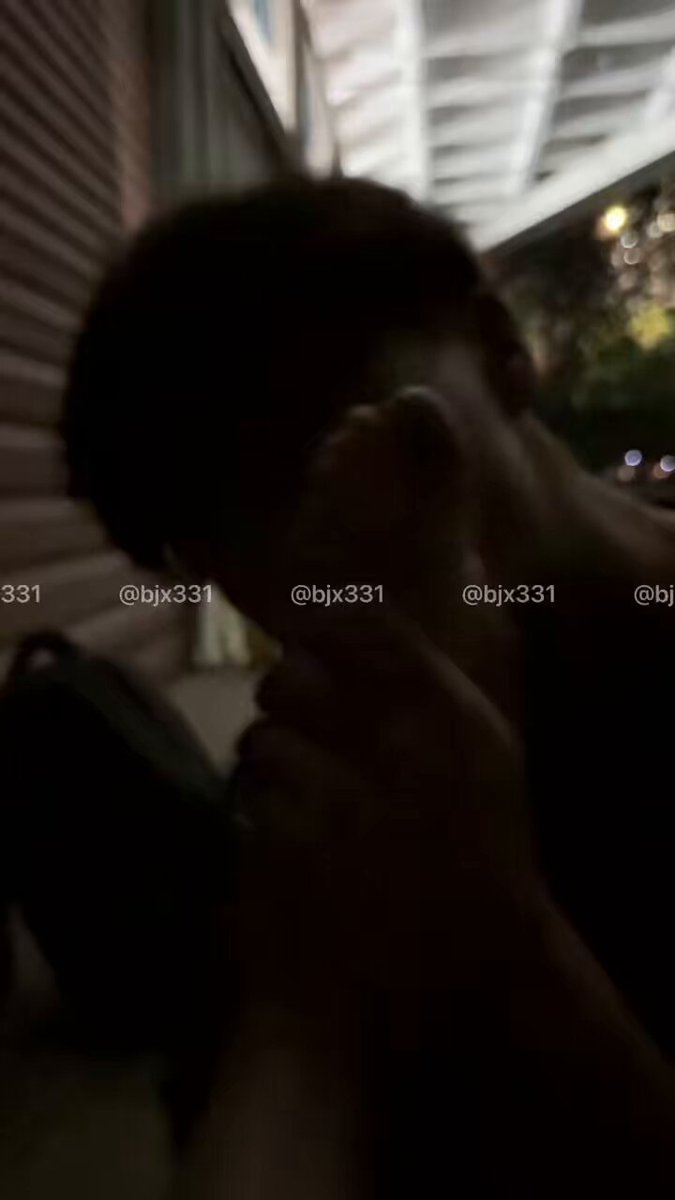 沉浸式闻舔👅 小🐶饿了