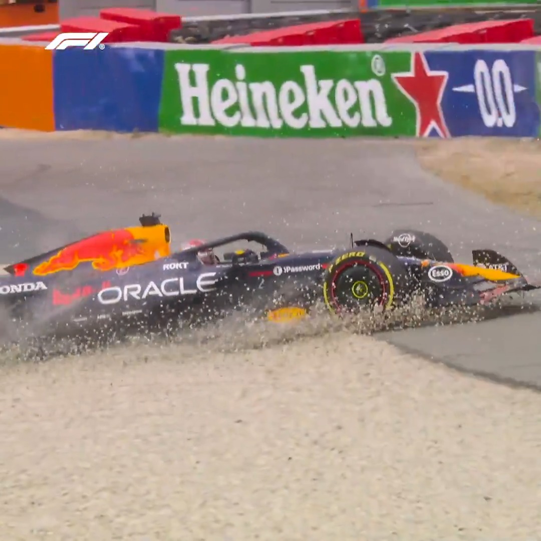 A strange end to FP1 for Max A practice start ends with him running into the gravel at Turn 1 😮 #F1 #DutchGP
