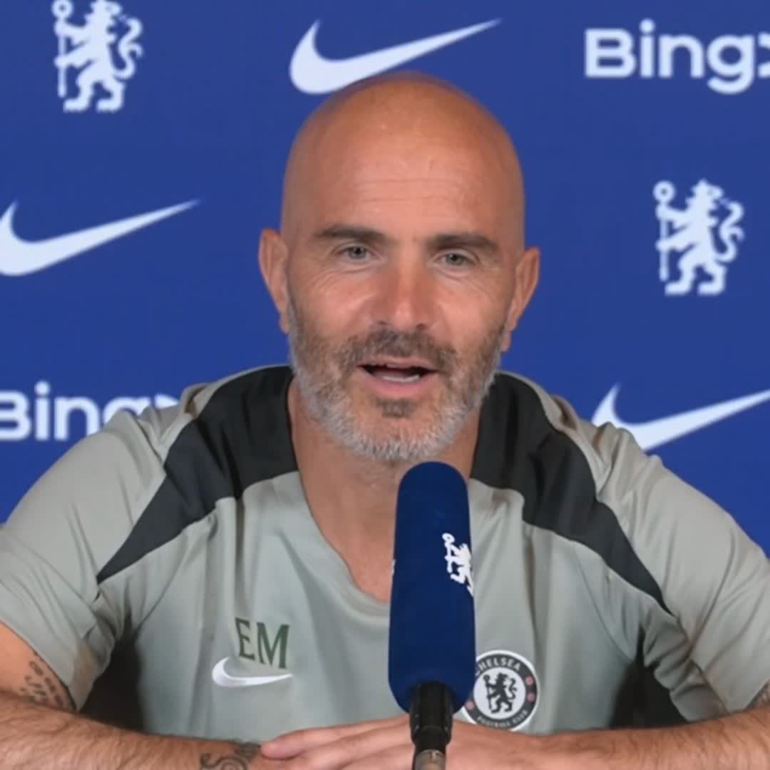 "I know that he is around here, I see him as a winger" Enzo Maresca confirms Alejandro Garnacho is at the Chelsea training ground ahead of joining the club from Manchester United 🔵