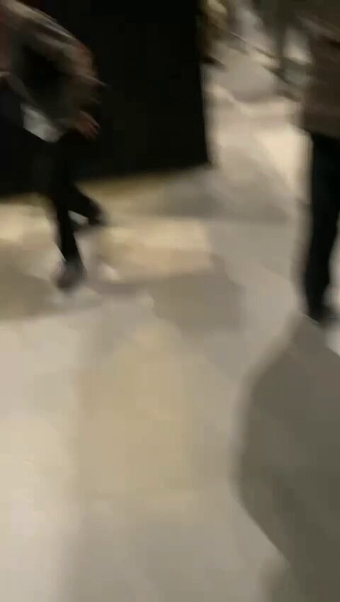 Waduh, sudah mulai masuk mall nih yg demo #chaos