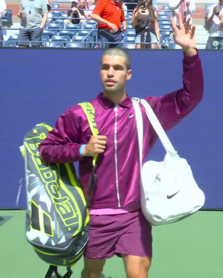 Carlos Alcaraz returns to Ashe! He faces Luciano Darderi for a place in the R16.