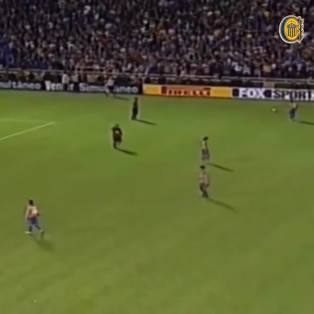 🗣️ El toque para Paulo, aquí está Paulo, mete el centro Paulo, viene Rivarolaaaaaaaa GOOOOOOOOOOOOOOOOOOOOOOOOOOOOOOOOLLLLLLLLLL A 20 años del Pirulazo revivimos el histórico tanto con el que Central eliminó a Newell's de la CONMEBOL #Sudamericana 2005 Nota completa con Pirulo ▶️