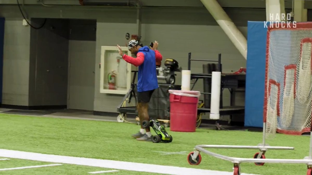.Dion Dawkins is a menace with cars both big and small 😂 #HardKnocks | Buffalo Bills