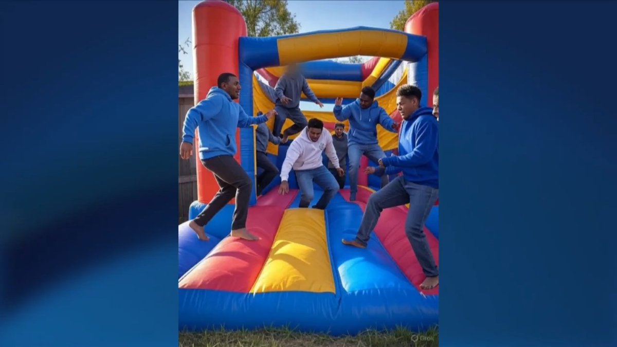 Asylum seekers in Edinburgh have been given 70% off bouncy castles. Rafe Heydel-Mankoo: "They're also having free swimming lessons. Those would have been useful in France!" 🚨 PLANK OF THE WEEK: Mike Graham 🇬🇧 Russell Quirk Chloe Dobbs Rafe Heydel-Mankoo