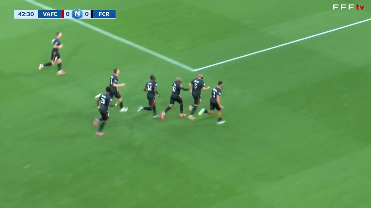Le missile de Mustapha Benzia pour le FC Rouen 1899 ! Suivez le match en direct sur FFFtv sur la chaîne officielle du National sur YouTube ! #NationalFFF #FFFTV