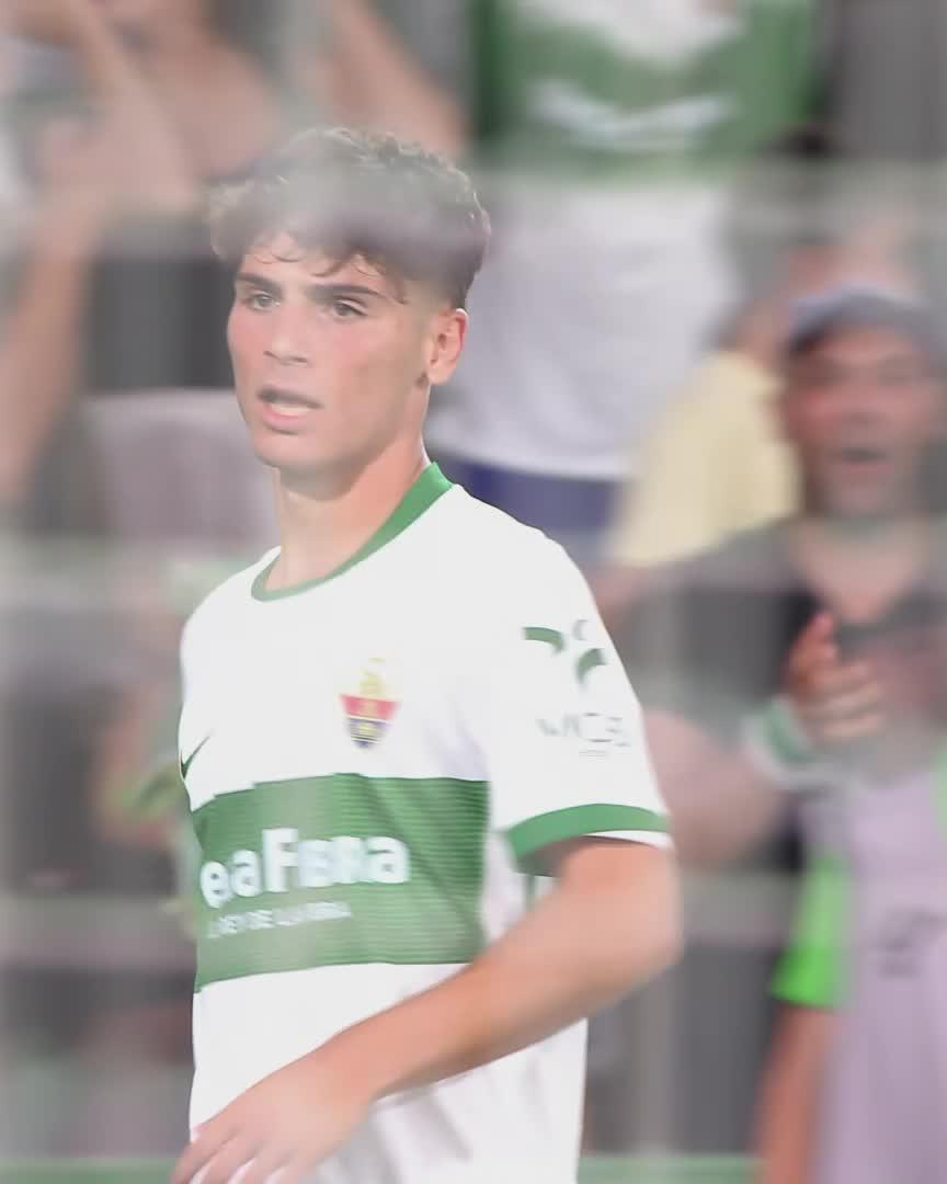 Qué calidad, qué jugador. 🪄 💚 Rodrigo Mendoza 🤍 #LALIGAHighlights | #VUELVELALIGA | Elche Club de Fútbol