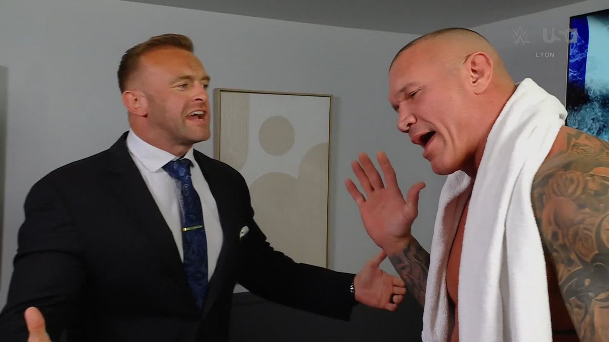 Rough night for Nick Aldis 🤣 The Dragon