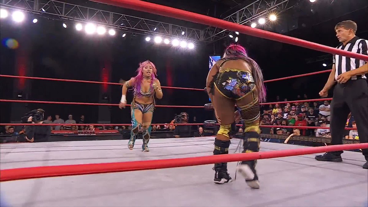 .Athena is ROH & All Elite! and Mina Shirakawa♡白川未奈 trade shots in a fiery exchange! Watch #ROHDBD! 📺