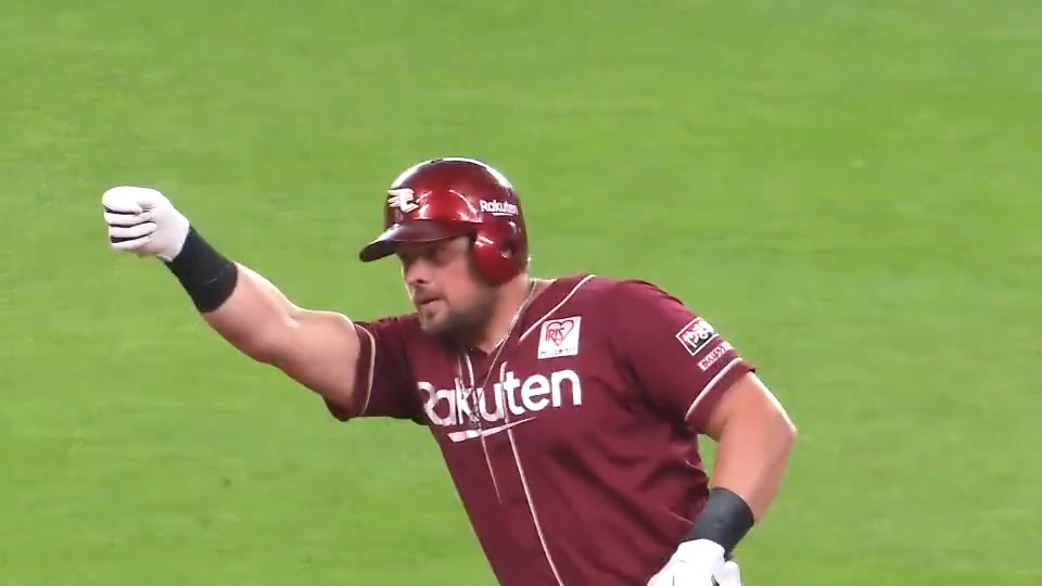 【3回表:F 2-2 E】 またまた #ルーク・ボイト 選手! 同点タイムリーツーベース! ホーム生還の中島大輔選手は、盗塁成功でチャンスメイク! #RakutenEagles #キ!