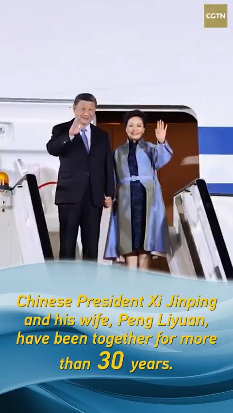 Since their marriage in 1987, Chinese President #XiJinping and his wife, Peng Liyuan, have been together for more than 30 years. In every gesture, their bond shows a quiet understanding. Let's review their story!