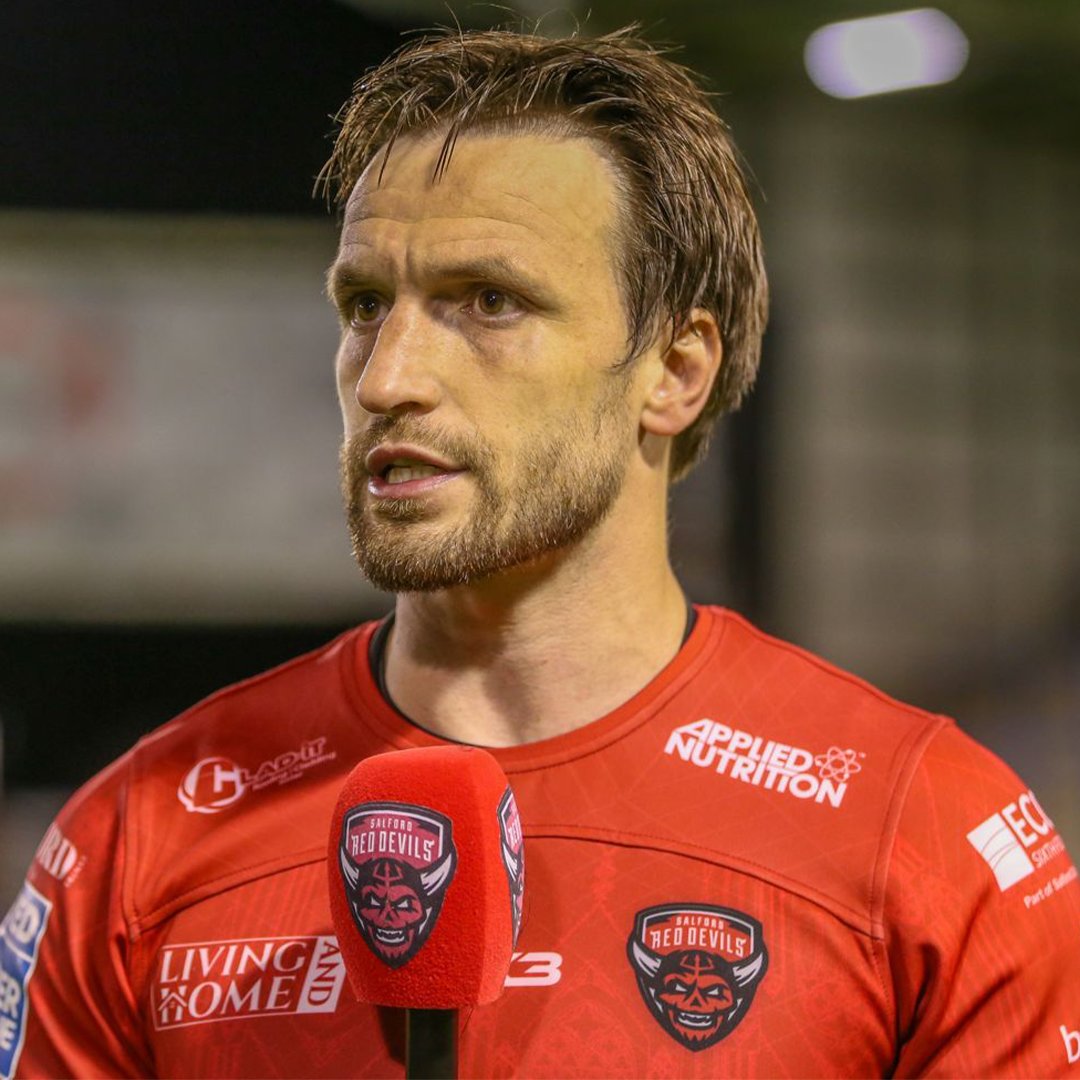 "I can't thank him enough for bringing me here..." ♥️ A must-watch, emotionally charged interview with Joe Mellor after last night's memorable win! 👇