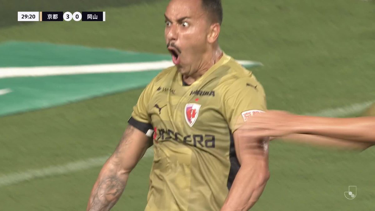4試合で7ゴール！ ラファエル エリアスが得点ランキング1位タイに浮上🔥 🎦 ゴール動画 🏆 明治安田Ｊ１リーグ 第28節 🆚 京都vs岡山 🔢 3-0 ⌚️ 30分 ⚽️ ラファエル エリアス（京都) #Ｊリーグ