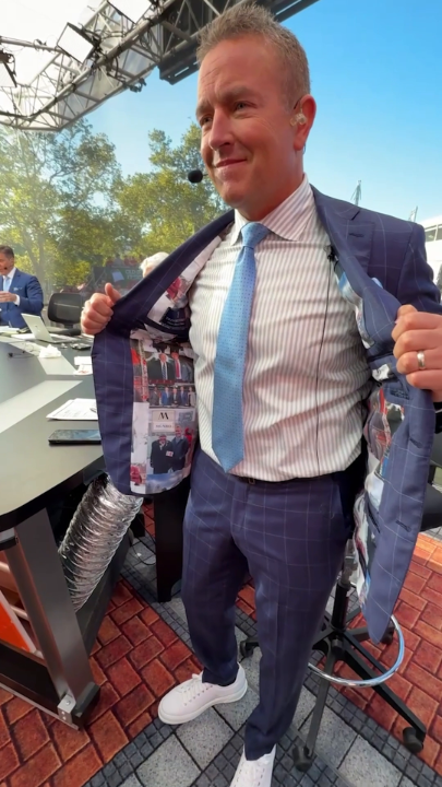 The inside of Kirk Herbstreit's jacket is 🔥