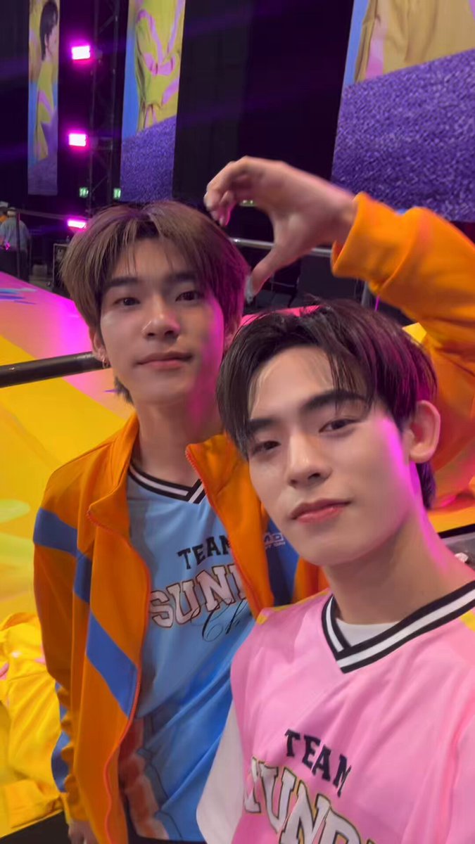 เมื่อกี้ใครแกล้งเป็นลูกบอลแล้ววิ่งไปปป55555555 #DMDSPORTDAY2025 PTTP DMD SPORT DAY DOMUNDI SPORT DAY