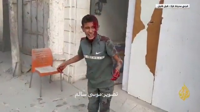 شهداء وجرحى في قصف الاحتلال لبناية سكنية بحي الرمال المكتظ بالنازحين غربي مدينة #غزة #الأخبار #حرب_غزة