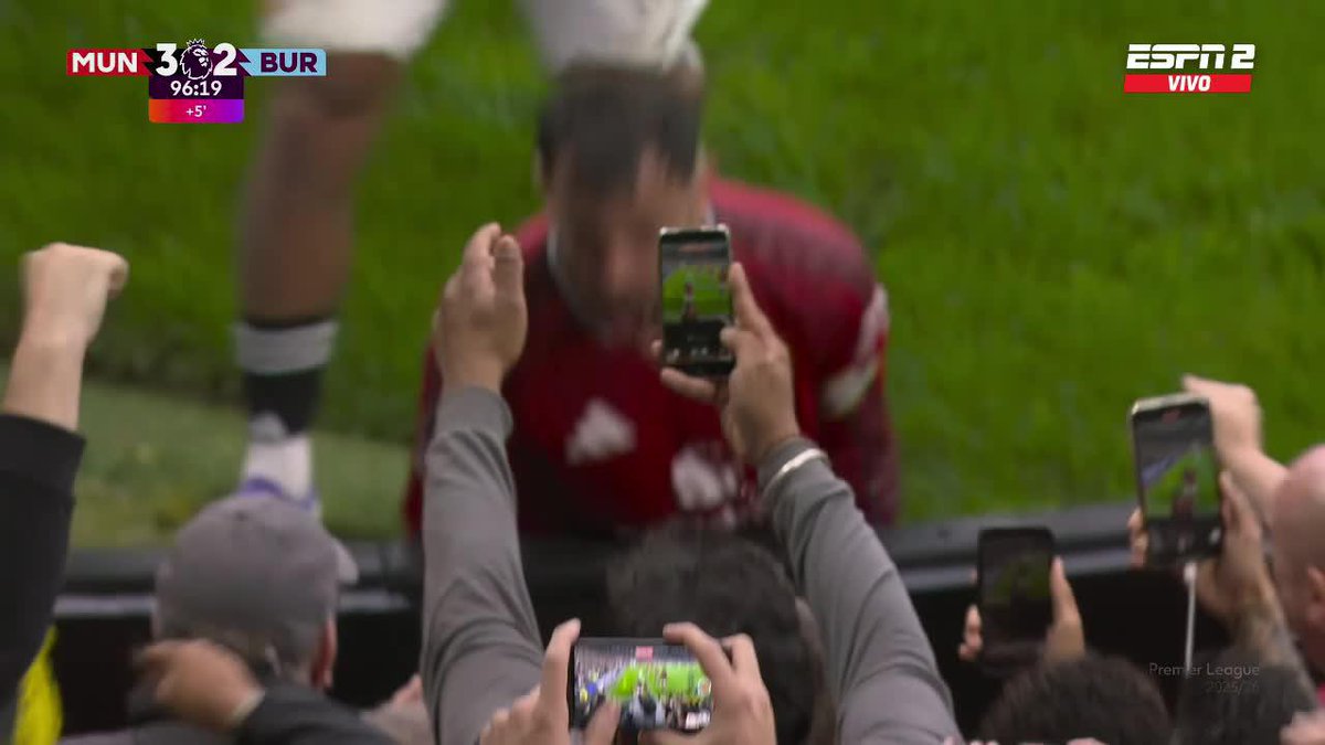 🥶🇵🇹 EL GOL DE BRUNO FERNANDES Y EL DESAHOGO EN EL FESTEJO PARA GANARLE 3-2 AL BURNLEY AL MINUTO 90.