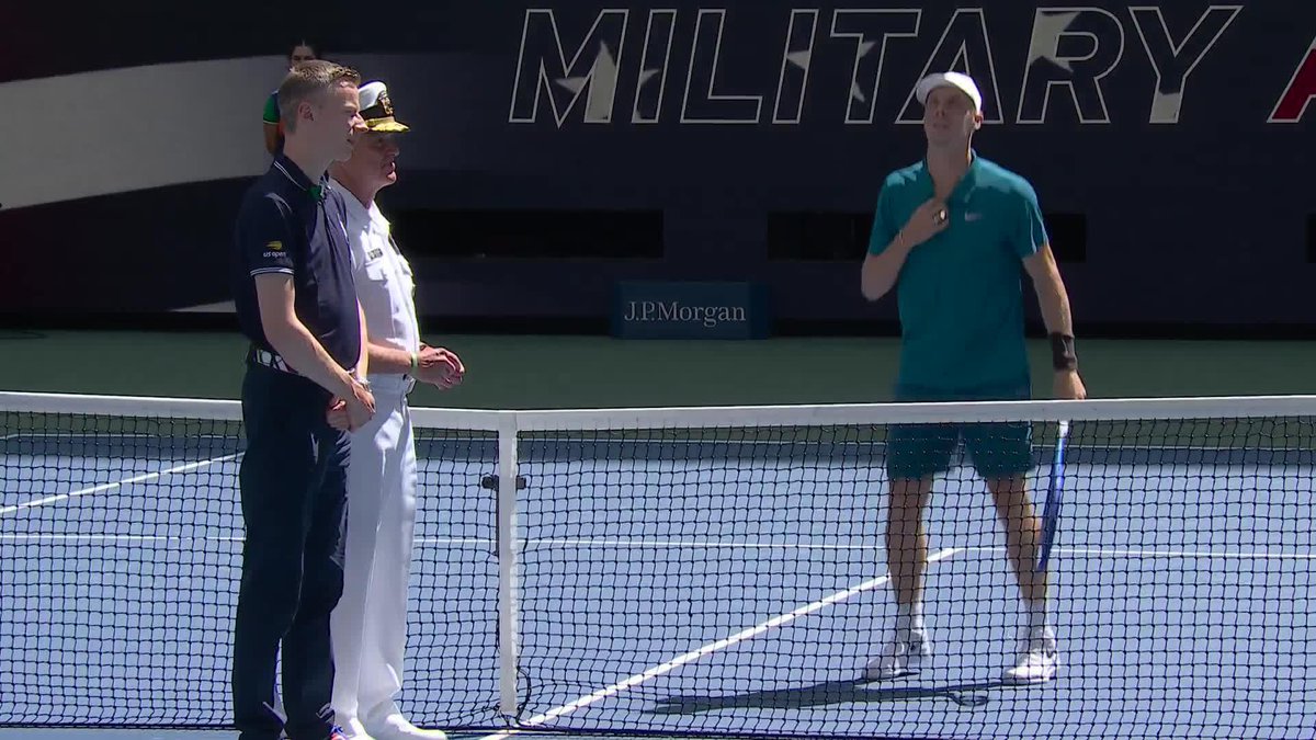 Defending champ in the building! Sinner takes on Shapovalov next on Ashe!