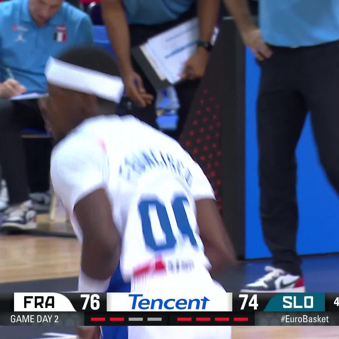 SYLVAIN FRANCISCO IS COLD. 🥶 #EuroBasket x Équipes de France de Basket