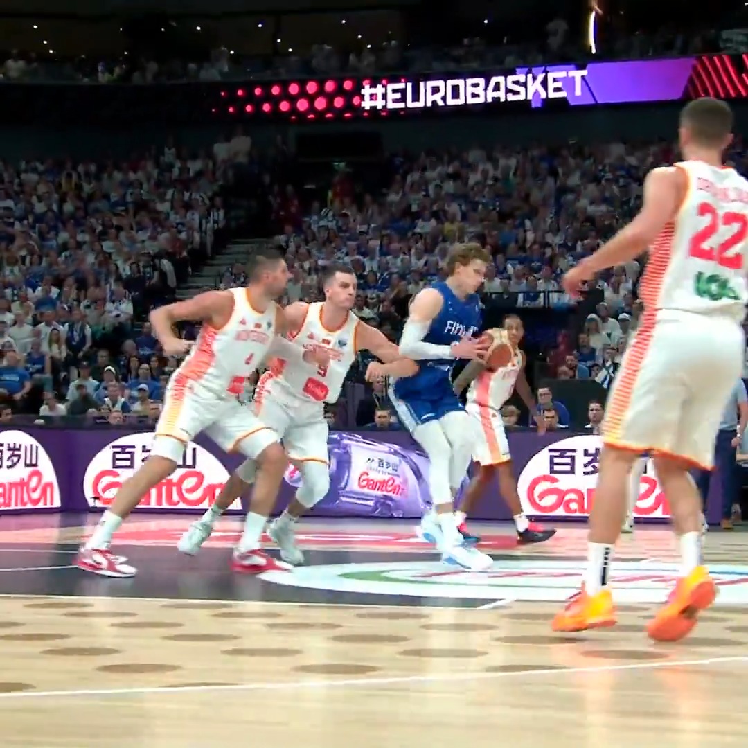 Lauri's show continues, ladies and gents 🤯 #EuroBasket