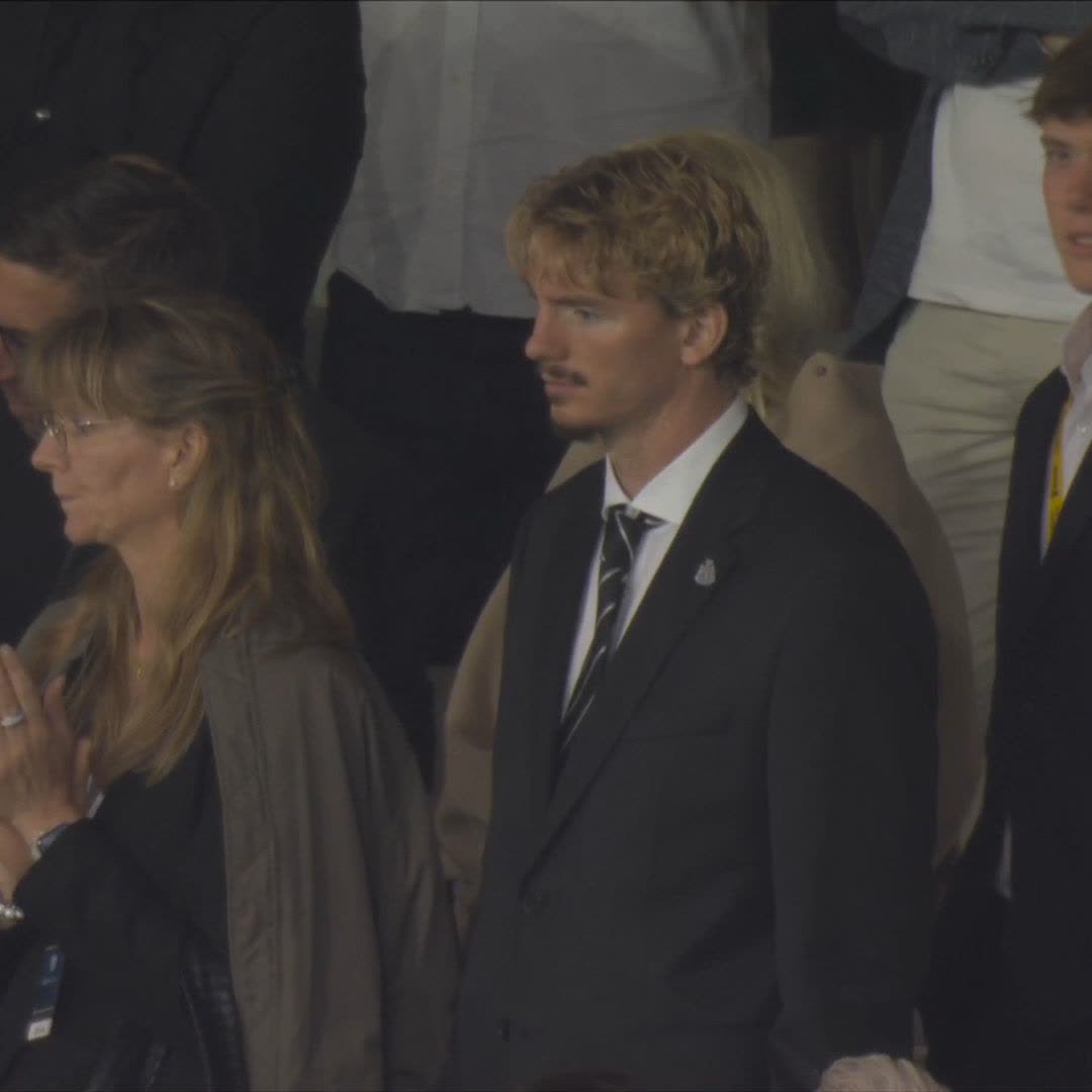 Nick Woltemade was in attendance at Elland Road to watch his new Newcastle teammates in action against Leeds 👔