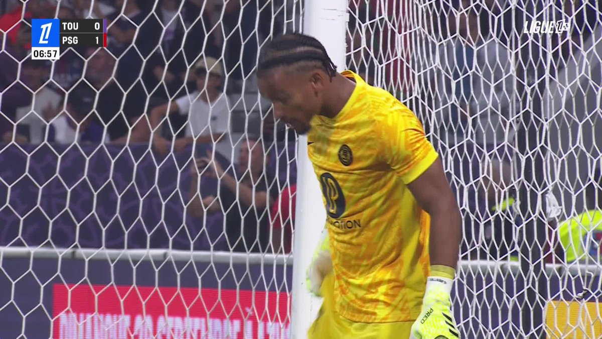⚽️ 𝗖’𝗘𝗦𝗧 𝗘𝗫𝗖𝗘𝗣𝗧𝗜𝗢𝗡𝗡𝗘𝗟 : JOAO NEVES A TROUVÉ SON PREMIER CISEAU MOYEN… 𝗜𝗟 𝗘𝗡 𝗔 𝗖𝗟𝗔𝗤𝗨𝗘́ 𝗨𝗡 𝗔𝗨𝗧𝗥𝗘 𝗟𝗘́𝗚𝗘𝗡𝗗𝗔𝗜𝗥𝗘𝗘𝗘𝗘𝗘𝗘𝗘𝗘𝗘 ✂️❤️💙 Le talent tout simplement. 💎 🎥 L1+