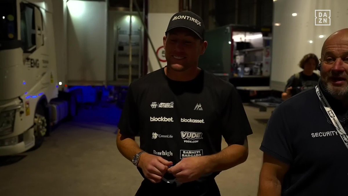 Darren Till and Luke Rockhold are in the house!! 🙌 🎟️Buy #XSeries22 NOW at | Live Now | Misfits Boxing | Link in Bio For More