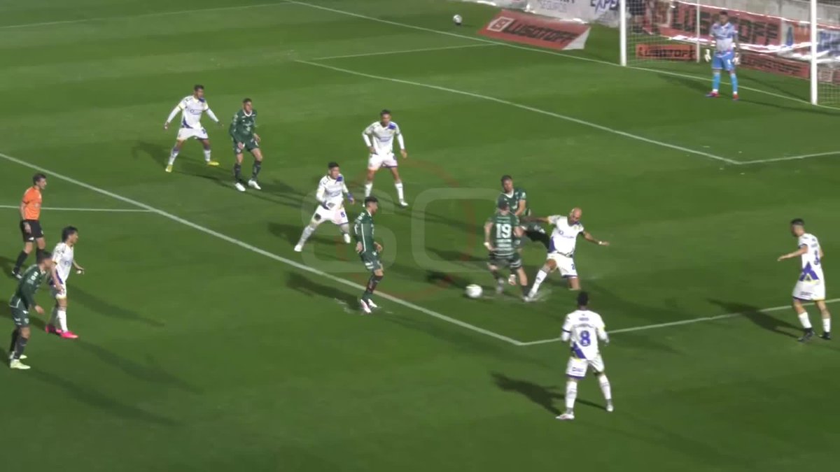 POLÉMICA EN JUNÍN: ¿era penal a favor de Sarmiento ante Rosario Central?