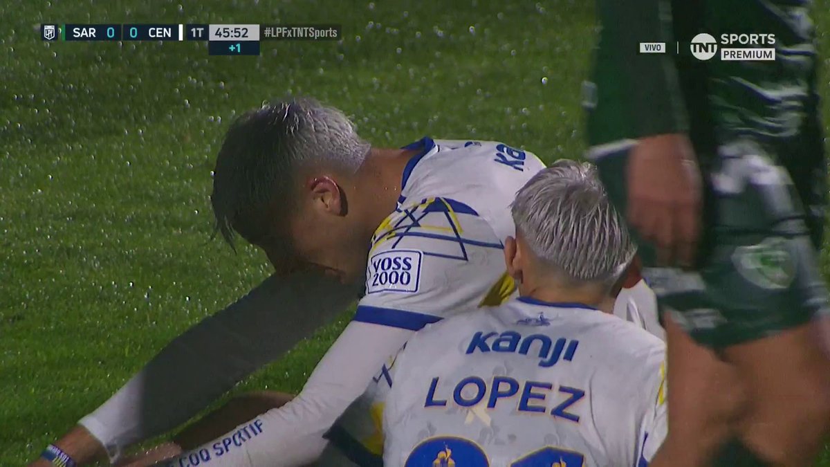 🤯🇦🇷 UNA LOCURA EL TESTAZO DE VÉLIZ Y BESTIAL LA REACCIÓN DE ACOSTA PARA EVITAR EL GOL DE CENTRAL.