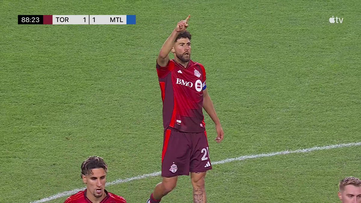 Who else but Jonathan Osorio in front of the southend 💪