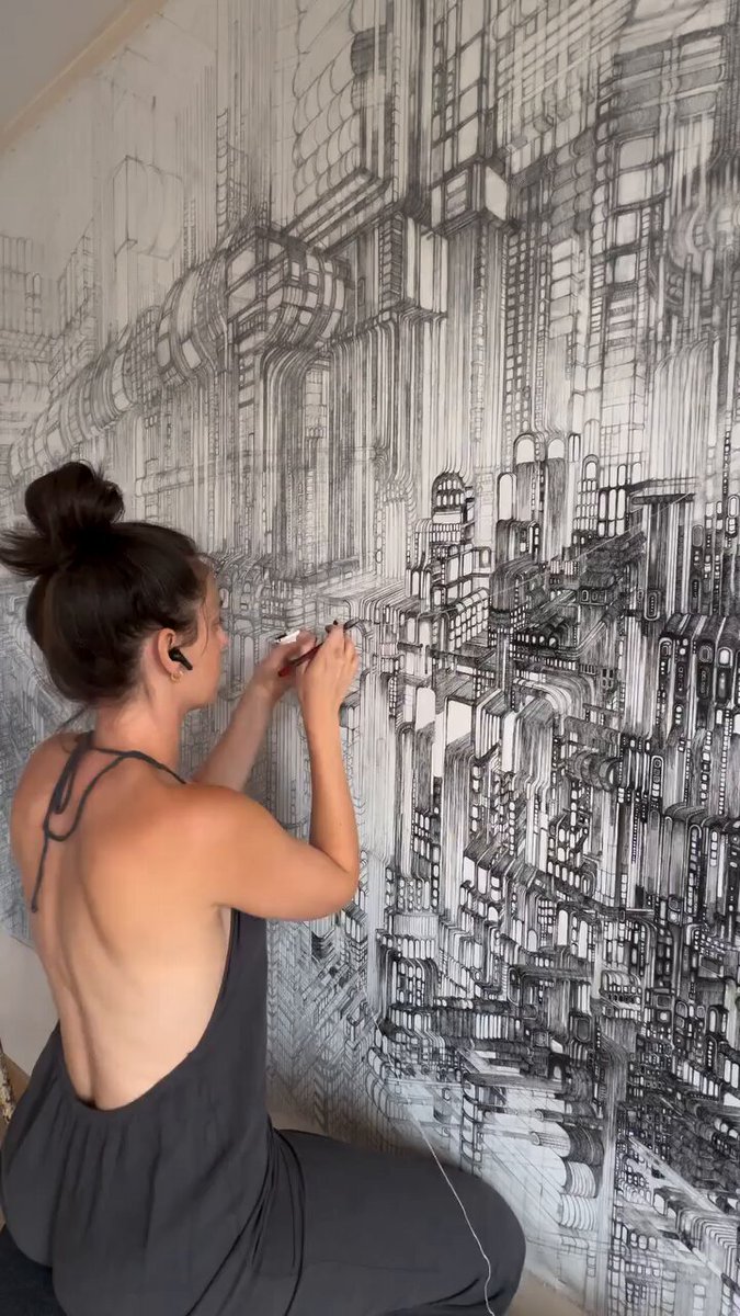 Margritt Martinet is a contemporary French artist who has been working on this piece for 3 years