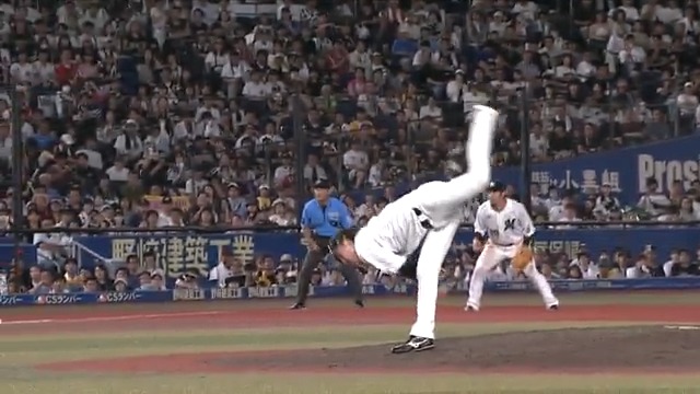 無死二塁のピンチを招くもそこからギアの上がった #高野脩汰 👀 #牧原大成 #山川穂高 #中村晃 から3者連続三振⚡️ 躍動感あるダイナミックなフォームはカッコよさも抜群😄 いま加入でさらにおトク!毎月PayPayポイントもらえる #chibalotte #パリーグ #ベースボールLIVE