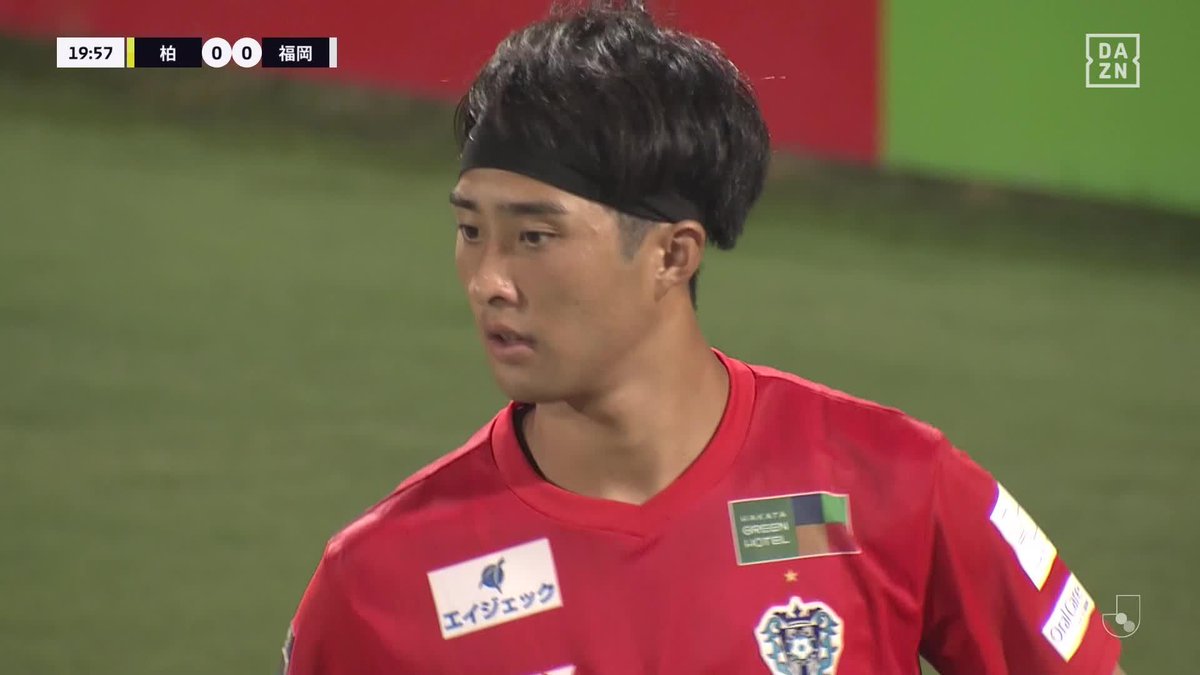 #モーメントブースター でシェアして盛り上がれ! 🧤GKセーブ (19:48) 🆚柏レイソル vs アビスパ福岡 📺DAZNでライブ配信中 #DAZN #FanZone