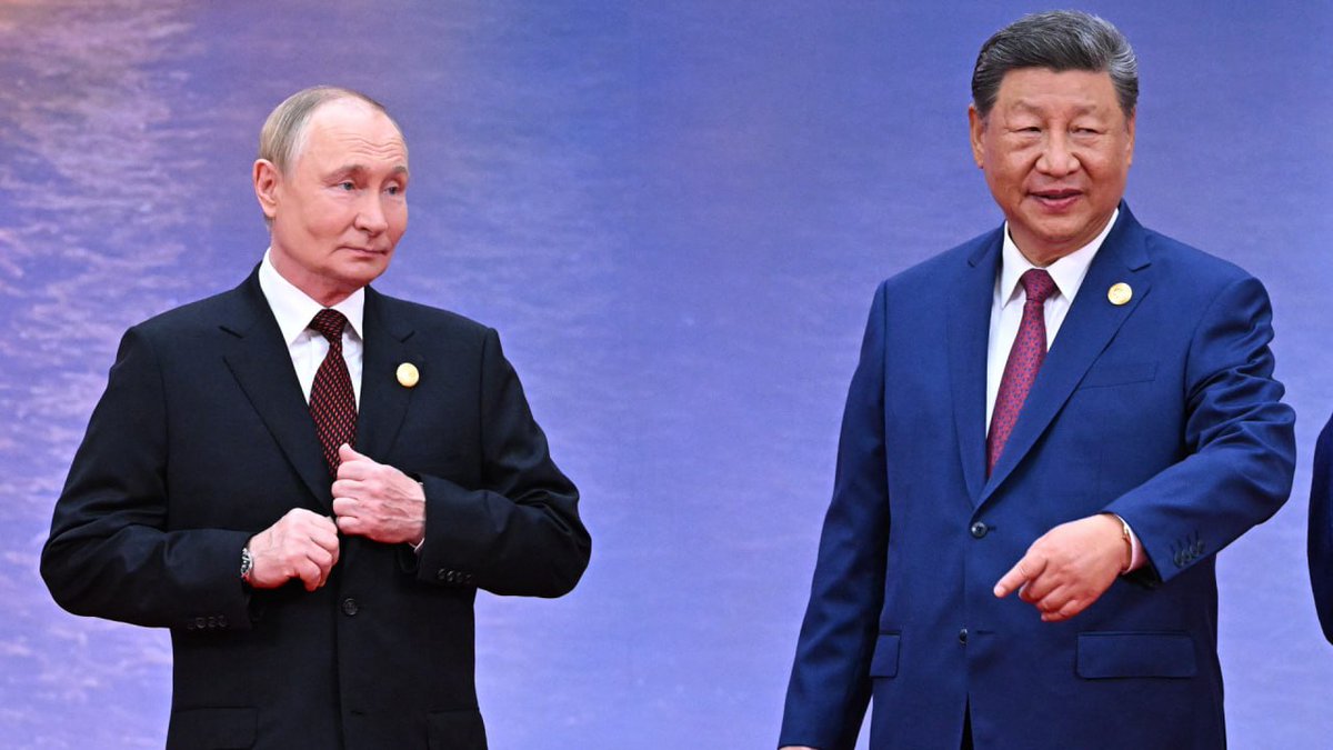 🇷🇺🇨🇳 | Cálido apretón de manos entre Vladímir Putin y Xi Jinping.
