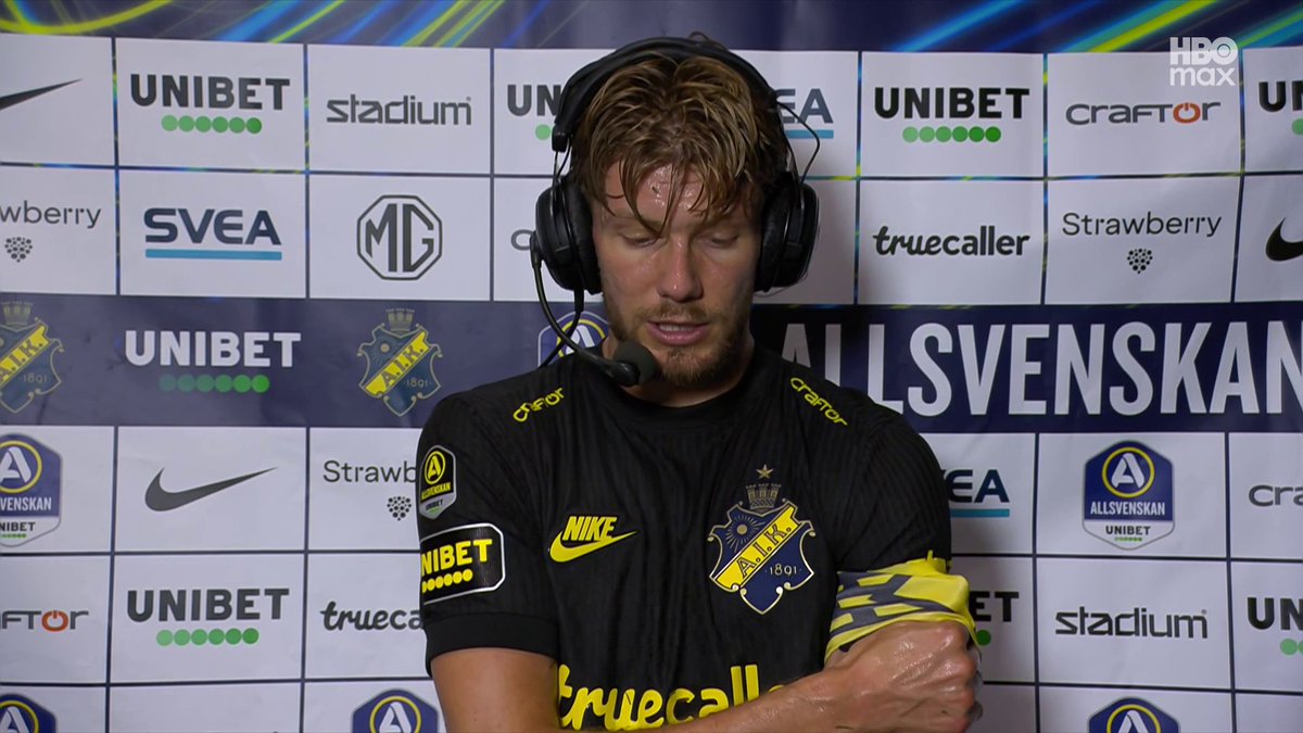 Kapten Anton Salétros inte nöjd efter AIK:s första halvlek mot Sirius. 📲 Se matchen på HBO Max