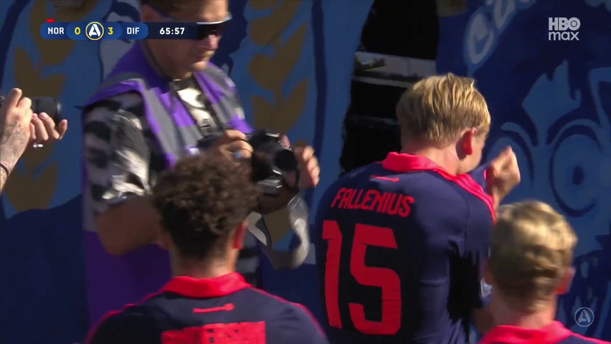 3-0 DIF mot Peking! Oskar Fallenius med målet! 🎯 📲 Se matchen på HBO Max och Kanal 5