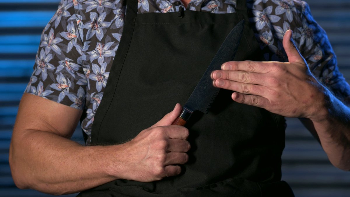 It’s the battle of reality TV stars! This week on #ChefGrudgeMatch Mark Long and Johnny Bananas are back in the kitchen after their feud on #WCIA Celebrity Edition. Who will come out as the champ? Tune in to an all-new episode with Laila Ali Tuesday @ 9|8c!
