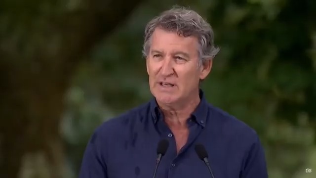 A mayor cooperación, más y mejor España. Gracias a Alberto Núñez Feijóo por destacar la iniciativa de #Andalucía en la lucha contra los incendios forestales y la solidaridad entre comunidades autónomas. Allí donde haya un compatriota que lo necesite, habrá un andaluz para ayudar.