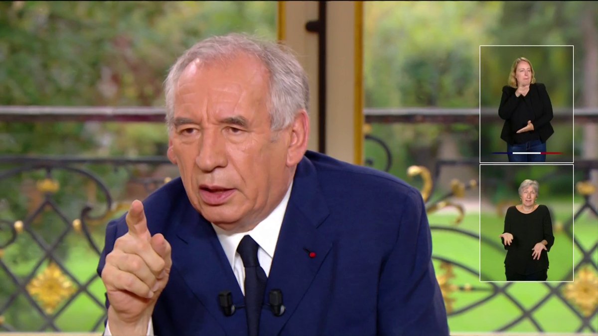 «Le seul qui n’était pas en vacances, c’était moi», a lancé François Bayrou au cours d’une interview croisée ce dimanche 31 août