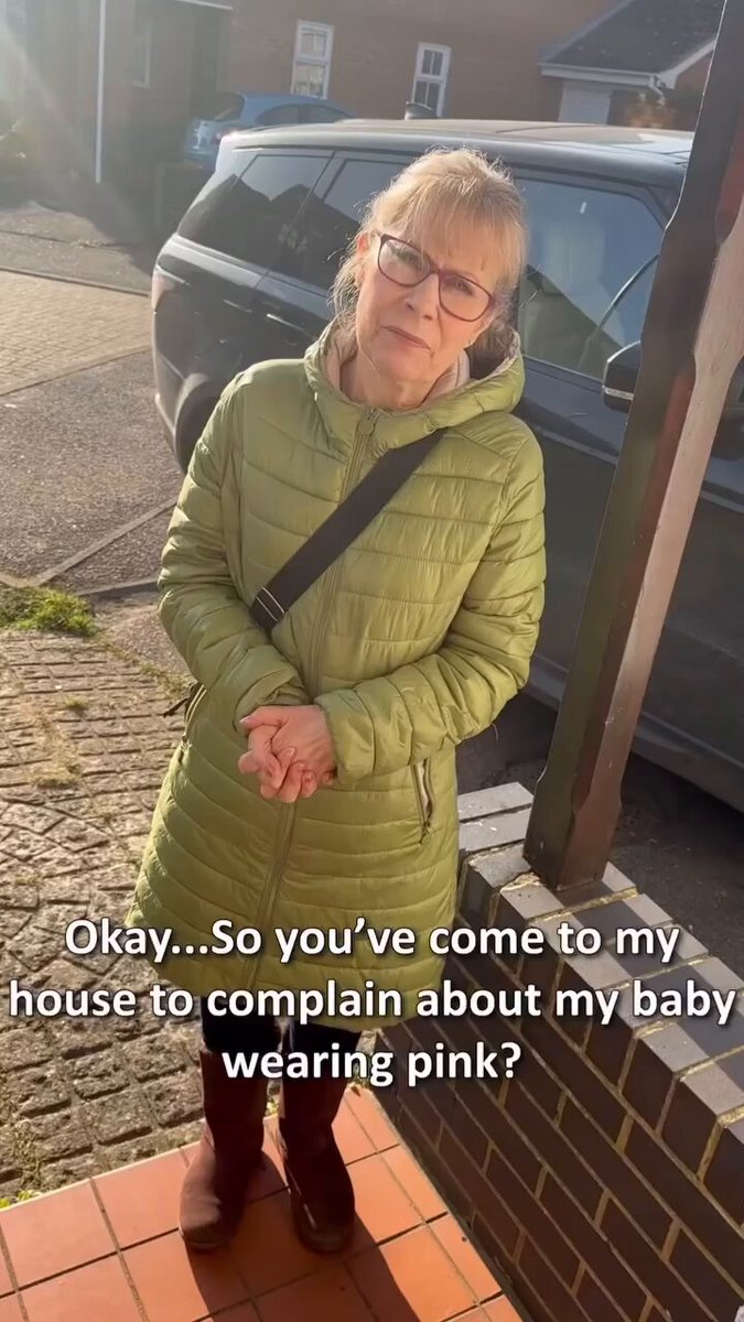 Local Woman objects to her neighbour dressing his Baby Girl up all in Pink. This seriously can’t be real life.