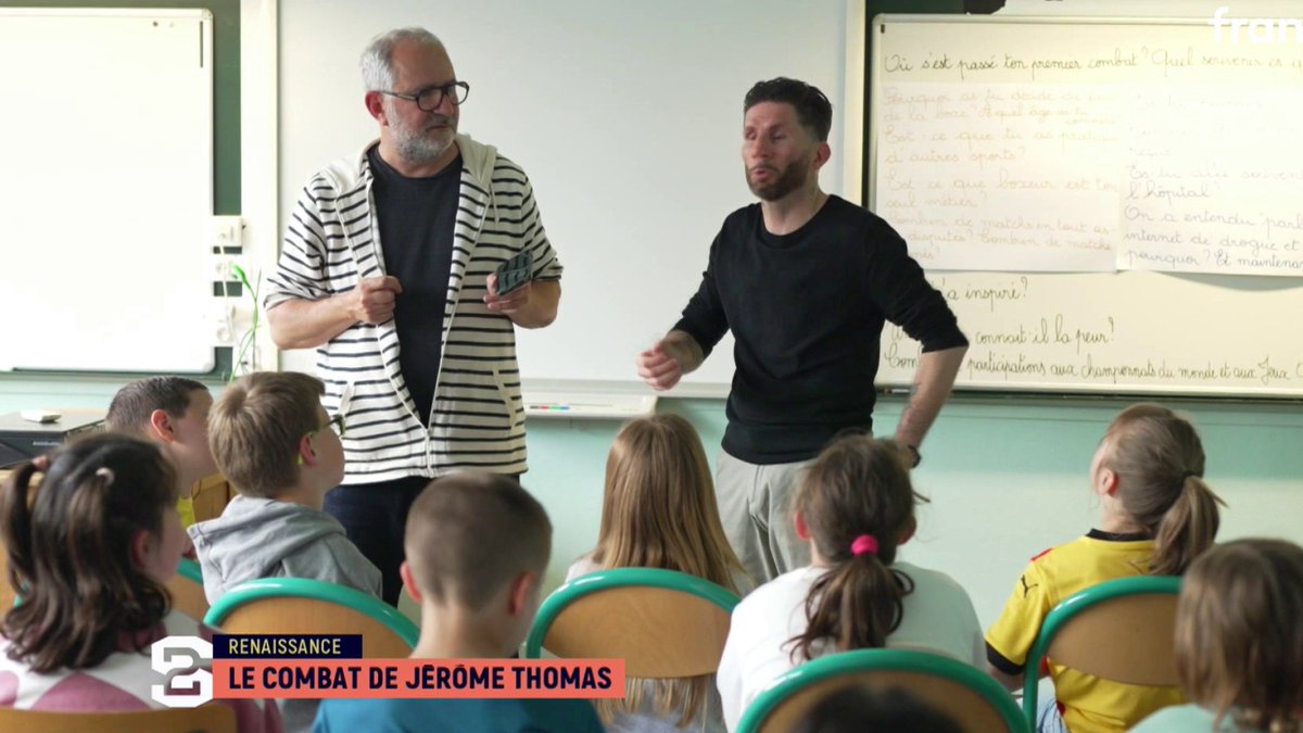 🥊 #Stade2 | Jérôme Thomas, des démons à combattre Il a connu les sommets puis la descente aux enfers. Le double médaillé olympique en boxe, a sombré dans l’alcoolisme après sa carrière. Aujourd’hui, le Picard sensibilise les jeunes générations aux dangers des addictions.