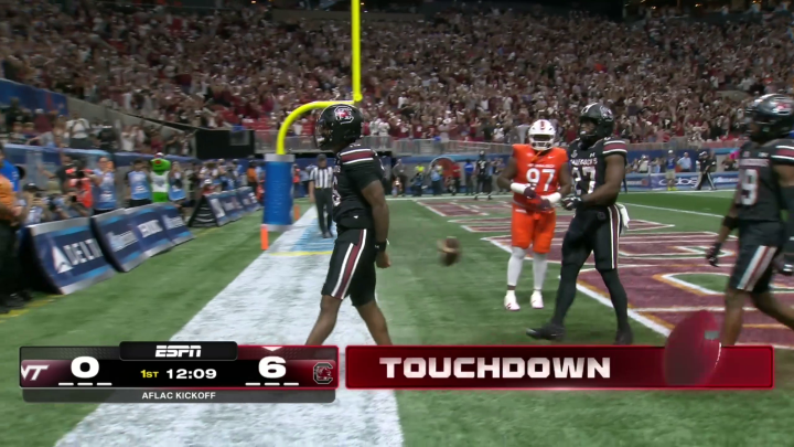 STATEMENT. DRIVE. LANORRIS SELLERS IN FOR THE TD! 🔥 Watch SC-Virginia Tech live on ESPN and the ESPN App! 🍿