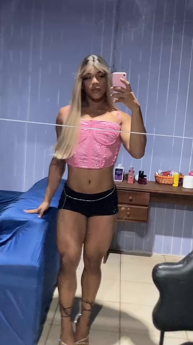 Meninas que usam ✨ #dragqueen #tranformation