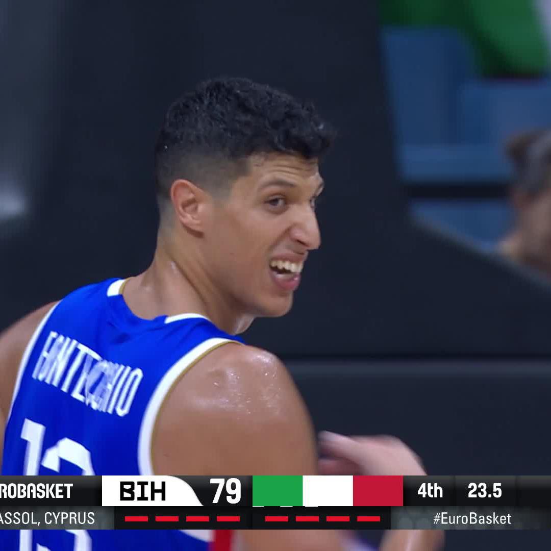 Simone Fontecchio has broken Italy's all-time #EuroBasket scoring record. 39 - Simone Fontecchio | 2025 36 - Andrea Bargnani | 2011 33 - Antonello Rive | 1989 33 - Danilo Gallinari | 2015 32 - Antonello Riva | 1987