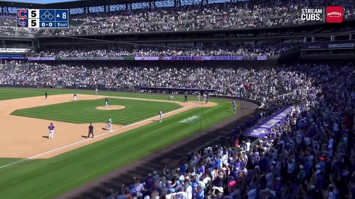 IAN HAPP 3-RUN HOMER TIES IT!