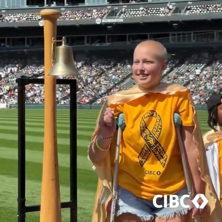 the biggest win of the day 🥹 White Sox Charities x CIBC US