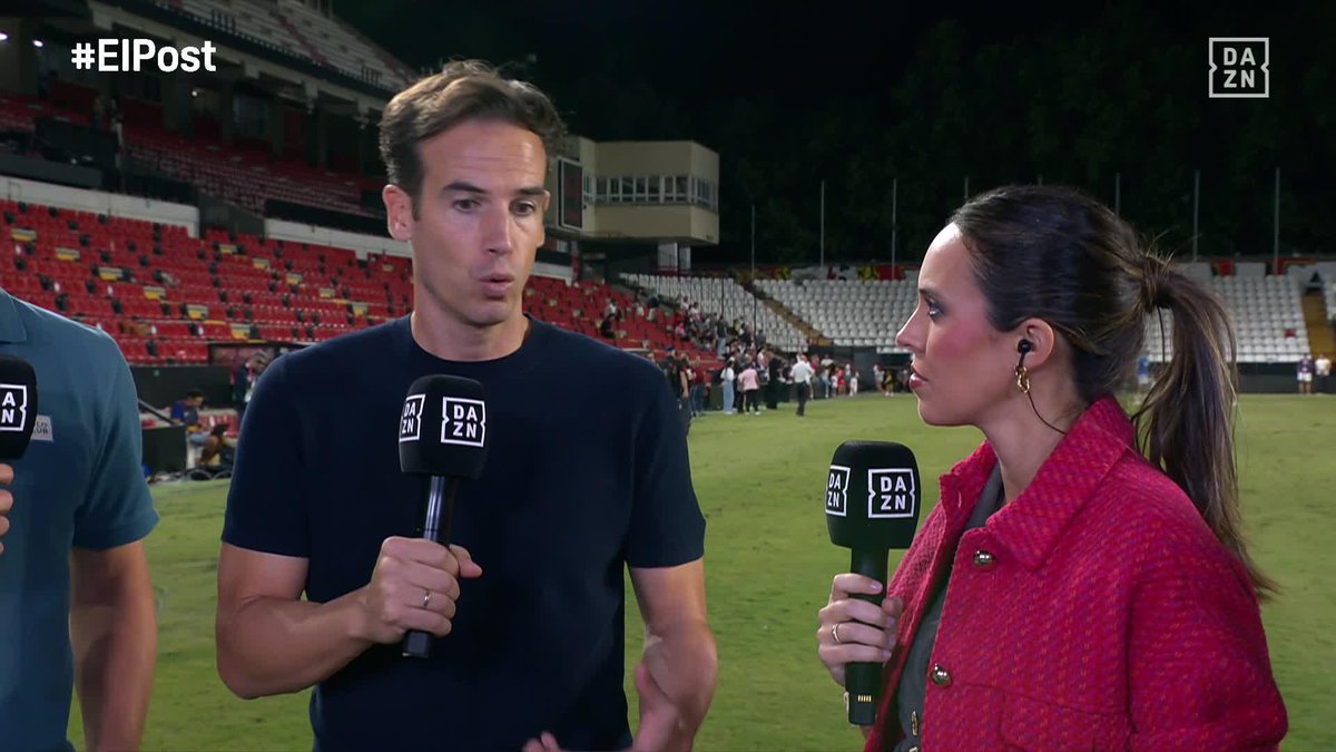 "Me avergüenzo de mi comportamiento en la banda. Soy fiel defensor del error arbitral" 🗣️ "Si jugamos con VAR y no funciona... habrá que posponerlo hasta que se arregle" 📺 Íñigo Pérez, muy claro sobre lo ocurrido en Vallecas #ElPost