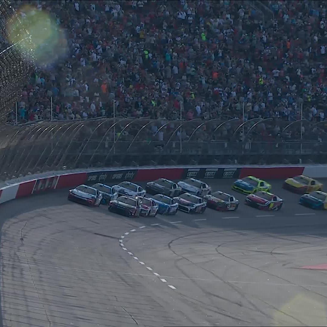 16 enter, but only one can be champion. The #NASCARPlayoffs kick off now with the #Southern500 at Darlington Raceway but there's trouble early!