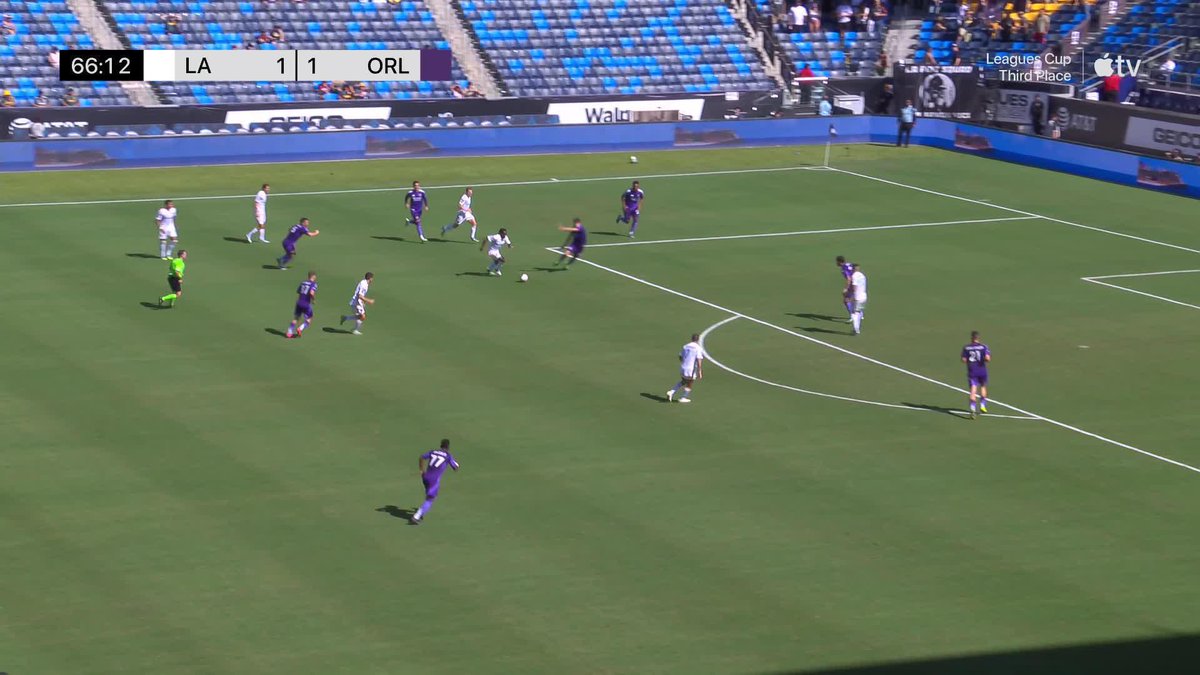 JOSEPH PAINTSIL. LA Galaxy fire right back to regain the lead. Wow. #LeaguesCup2025